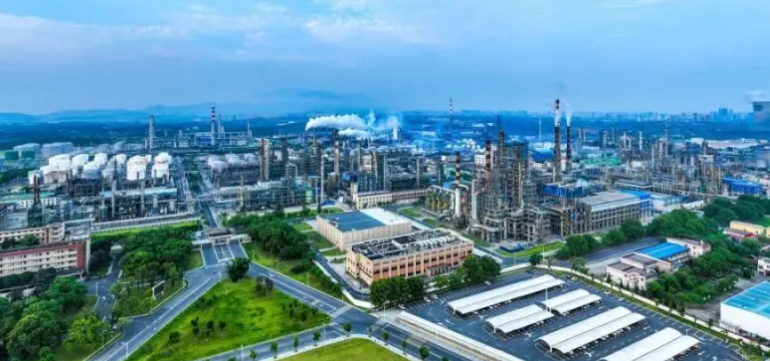 全自动工程洗车台在建筑工地扬尘治理中的应用与安装方案